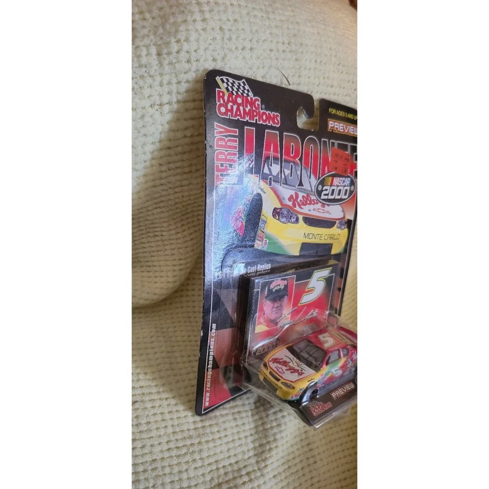 #5 - TERRY LABONTE -‎ KELLOGGs CHEVY - Racing Champions 2000 - 1:64 PREVIEW CAR